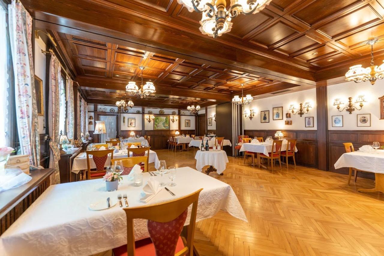 Landgasthof Adler Breisach Bagian luar foto