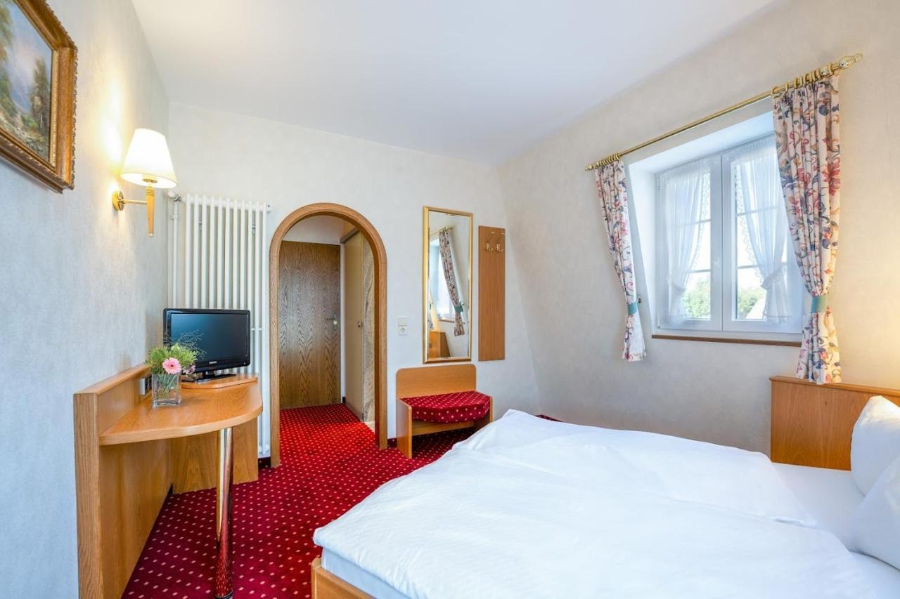 Landgasthof Adler Breisach Bagian luar foto